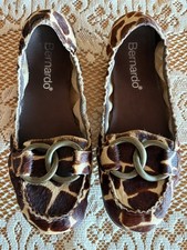 Bernardo Becky Giraffe Print