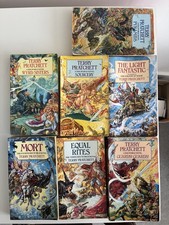 Discworld books collection (7