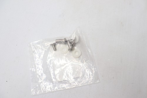 Omlet vertical pole bracket - omlet,