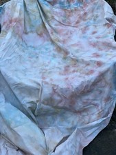 LASTOLITE CURTAIN BACKGROUND