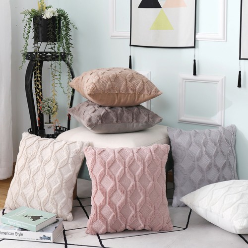 Fluffy plush geometric - fluffy,