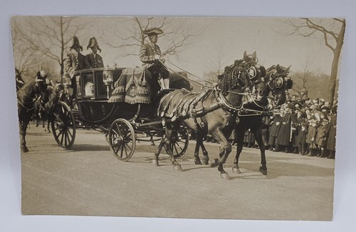 Postcard royal horses and - royal,