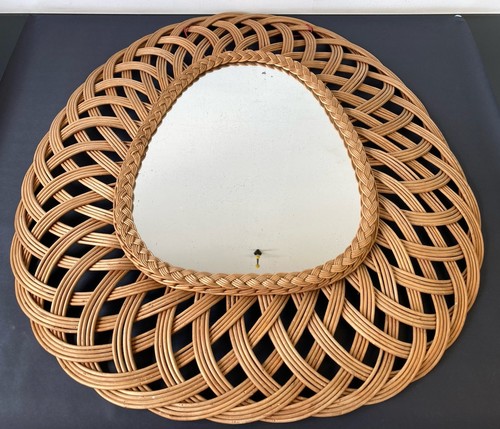Large vintage woven wicker - large,