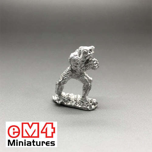 Deep one attacking miniature - attacking,