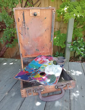 Vintage Portable Table Top Artist's Easel Metal Compartments + Palette Dipper
