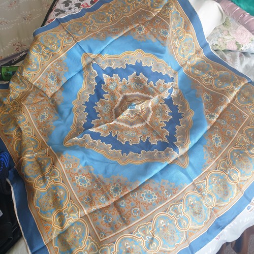 Vtg 60s silk - blue, gold