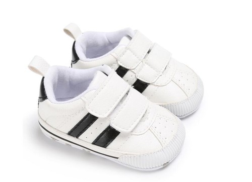 Newborn baby boys girls - newborn,