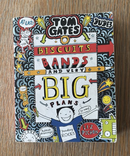 Tom gates biscuits bands and - tom,