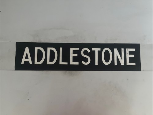 Addlestone leatherhead lh60 - addlestone,