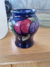 Moorcroft Miniyure Pottery