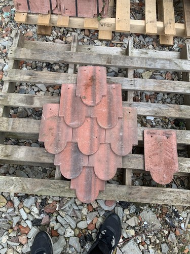 Concrete plain tile feature - plain,