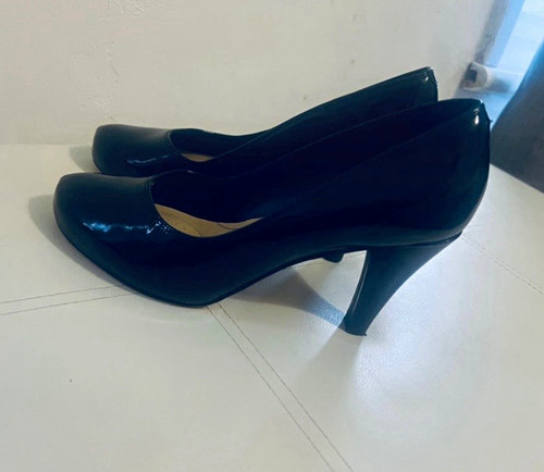 Black patent leather - patent,