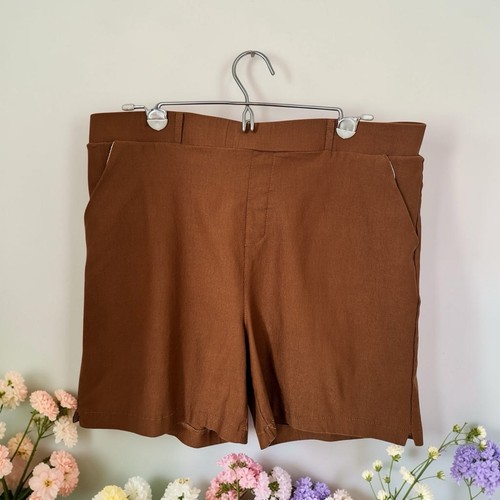 Women flat front - women’s,