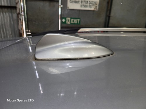 Volvo v40 aerial antenna - antenna, shark