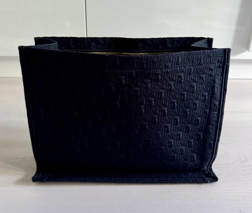 Christian dior logo - logo, tote