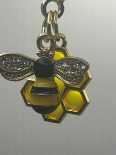 Cute bee honeycomb keyring - cute,