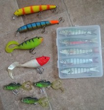12 Fishing Lures