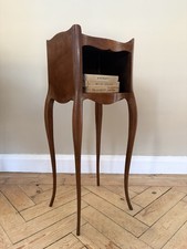 A Very Petite French Bedside