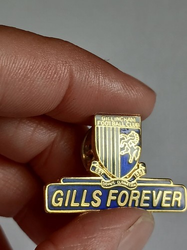 Vintage gillingham football - vintage,