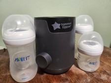 Tommee Tippee Electric Bottle Warmer + 4 AVENT bottles