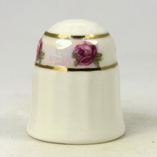 THIMBLE COLLECTORS CLUB