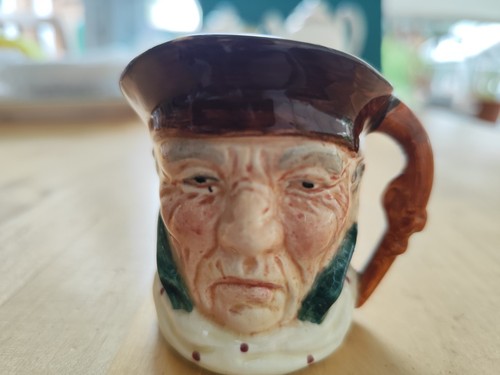 Vintage sandland ware toby - ware,