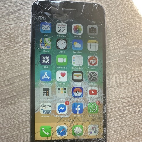 Apple iphone 16gb faulty - iphone,