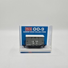 Peco 009 L&B Lynton and Barnstaple Box van L&BR Grey