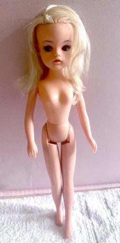 Pedigree sindy doll - pedigree, vintage