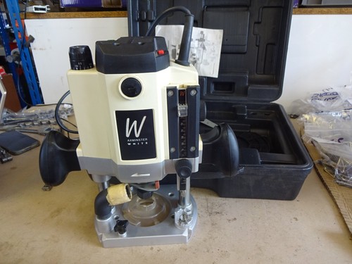 Axminster router broken - +,