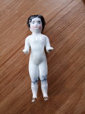 ANTIQUE FROZEN CHARLOTTE PORCELAIN DOLL IN LYING DOWN POSITION 11CM