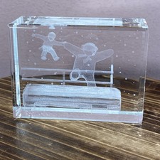 Flying Over The Pier Snowman Crystal Treasures Paperweight Raymond Briggs 