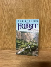 THE HOBBIT - J.R.R. TOLKIEN PAPERBACK BOOK 1989 UNWINS  (H2)