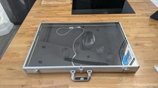 LOCKABLE SHOW DISPLAY CASE &