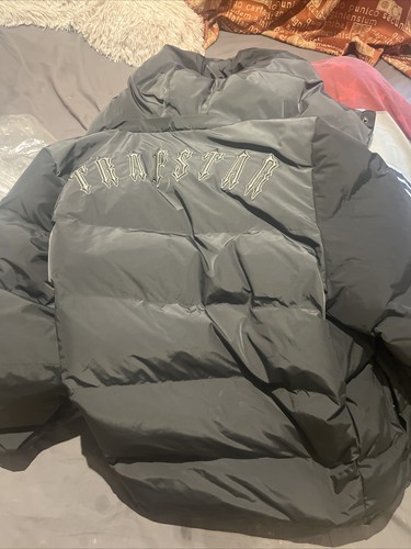 Trapstar iron gate puffer