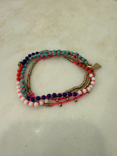 Stella and dot necklace - dot, or