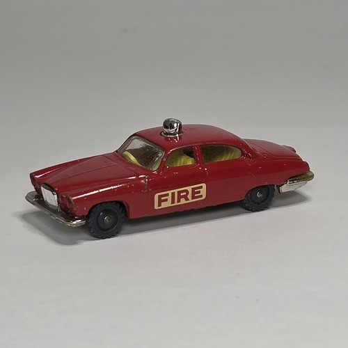 Vintage 1965 corgi - 1965, husky