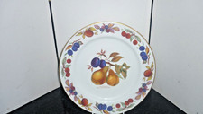 Royal Worcester Evesham Gold Edge Dinner Plate (180930y )  10"