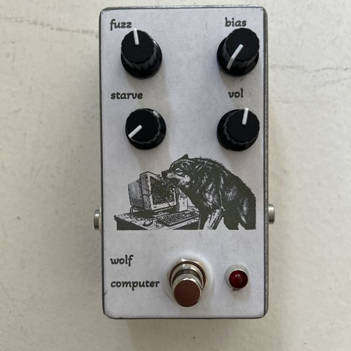 Wolf computer glitch - computer, fuzz