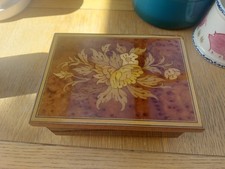 Vintage Italian Sorrento Inlaid Lacquered Wooden Musical Jewellery Box Working