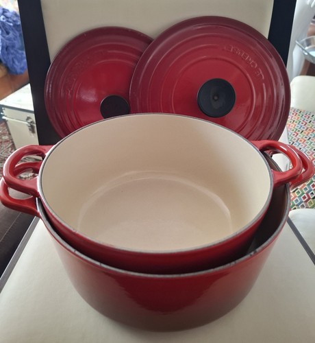 Creuset signature cast iron - creuset,