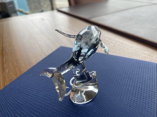 Swarovski scs young whale - swarovski,