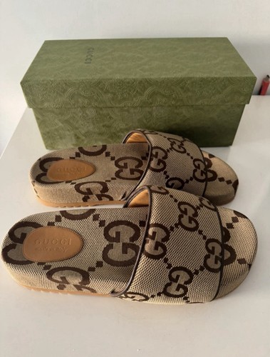 Authentic gucci canvas - gucci, gg