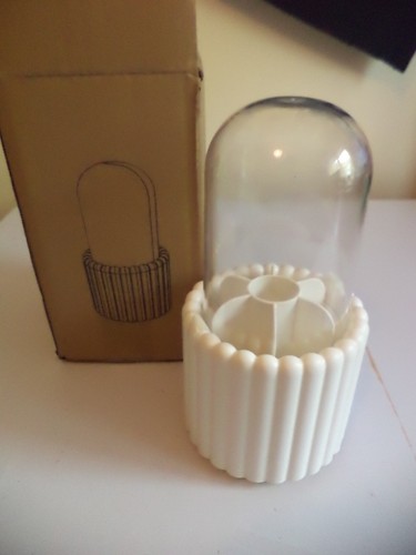 Drinking straw dispenser - drinking,