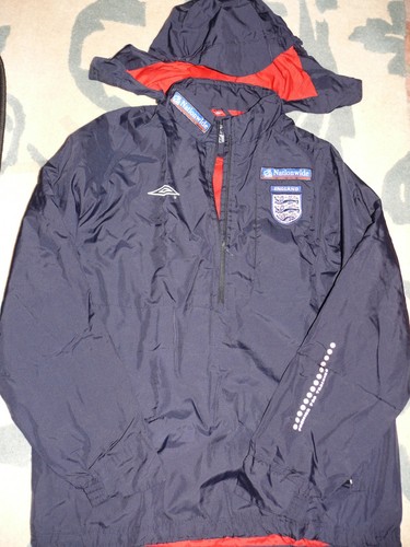 Vintage england football - england, rain