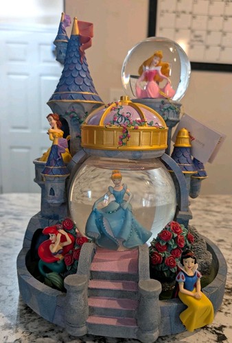 Disney store exclusive - disney,
