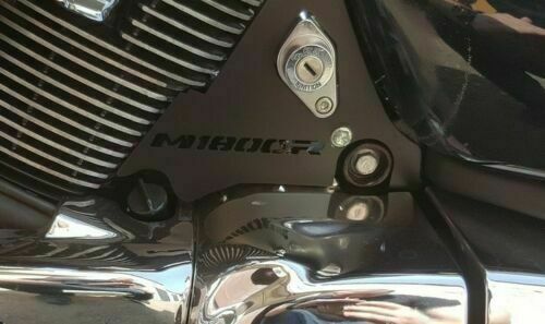 Black m109r vzr1800 - black,