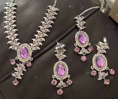 Stunning elegant indian - elegant,
