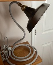 DESC LAMP LIGHT VERY