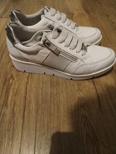 New Ladies Moda In Pelle White Trainers Size 4